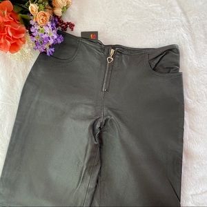 Hot Leathers Women's 100% Leather Pants 7/8